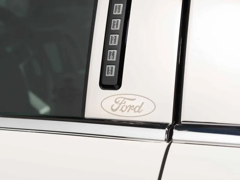 2017-2022 Ford F250 & F350 SuperCrew & SuperCab Putco Black Platinum Pillar Posts (with Keypad) | 402680FD