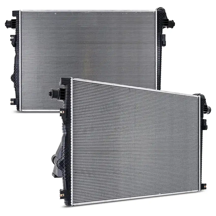 Mishimoto Replacement Radiator 11-16 Ford 6.7L Powerstroke