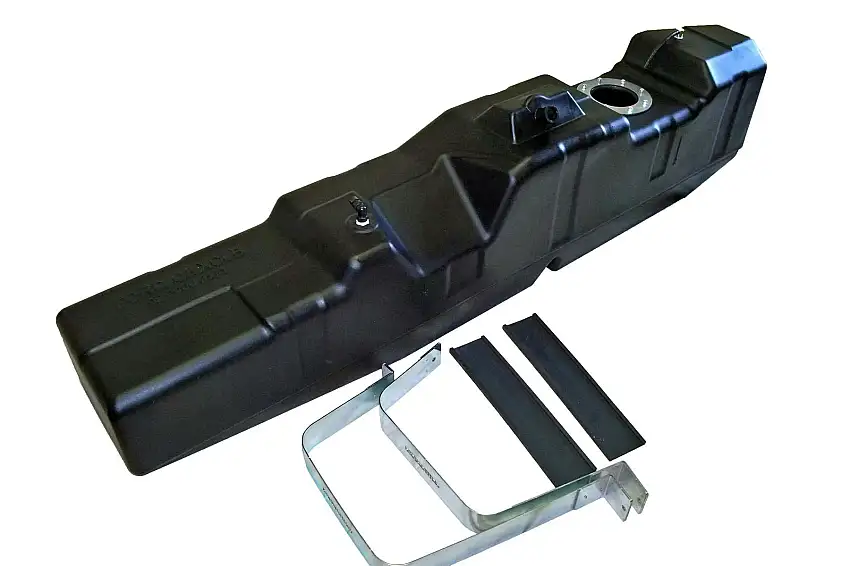 TITAN Fuel Tanks 7020599 Extra Large Midship Tank