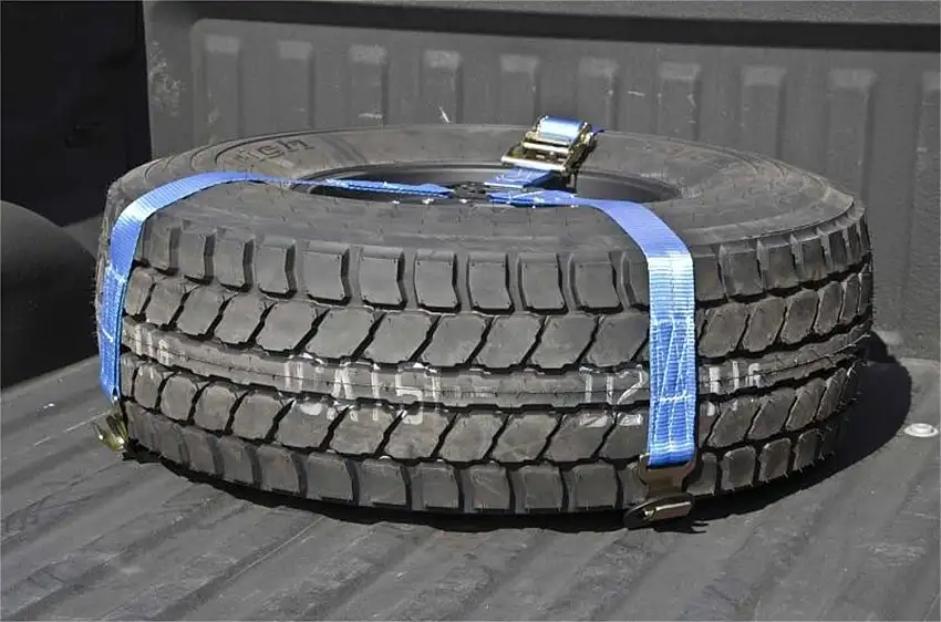 N-FAB BM1TSBK Gloss Black Bed Mounted Rapid Strap Tire Carrier w/ Black Strap