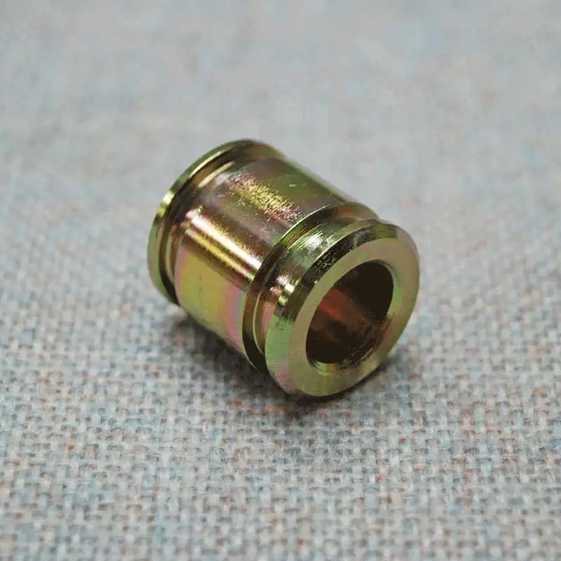 Connector, XJ-40 Oil Bypass