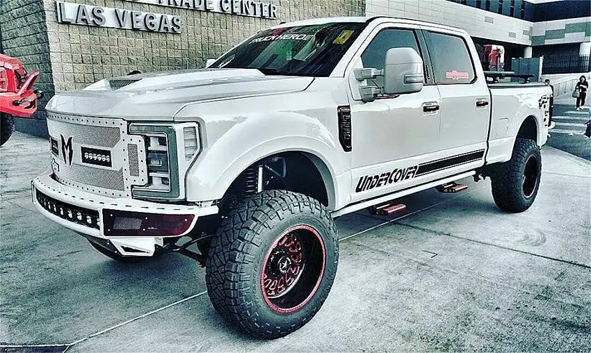 N-FAB F171MRDS-TX M-RDS PreRunner Front Bumper (1 Pc) w/ Skid Plate - 17-22 F250/350 - TX Blk