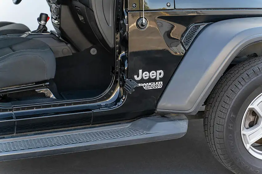 DV8 Offroad STJL-05