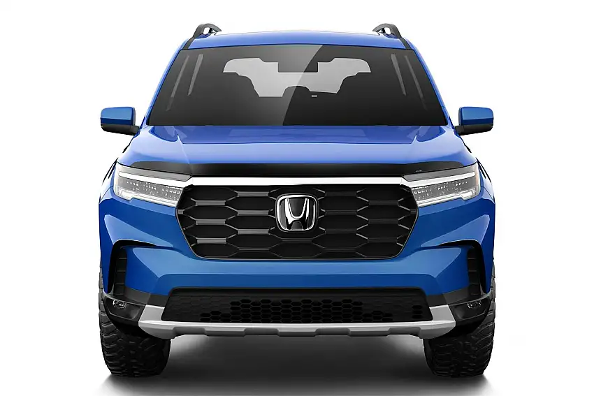 AVS 322230 Aeroskin Hood Protector; Smoke
