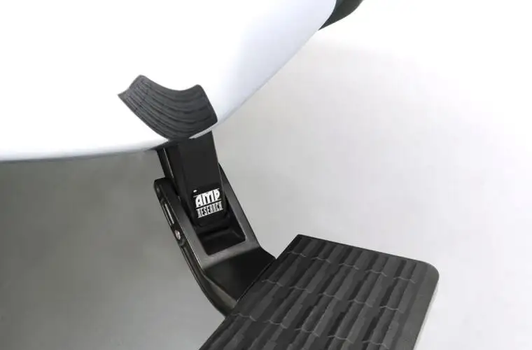 AMP Research Bedstep 11-19 GM Duramax LML/L5P