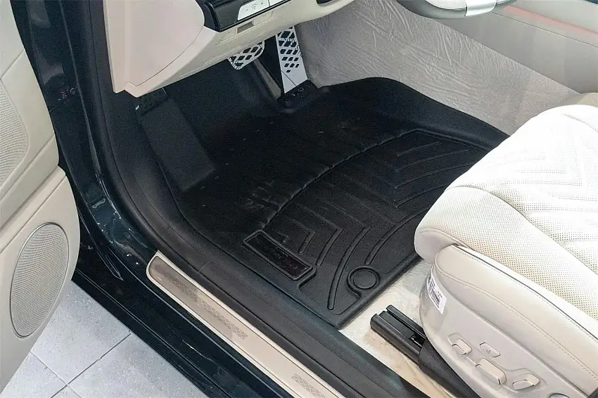 WeatherTech 4419171 FloorLiner™ DigitalFit®